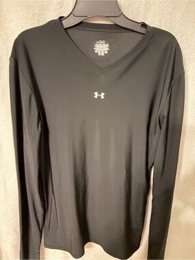 Under Armour Black V-Neck Long Sleeve Performance Top